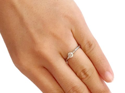 【PORTADA(ポルターダ)の口コミ】 シンプルで、飽きがなくずっと身につけたくなるものを探していました。
こ…