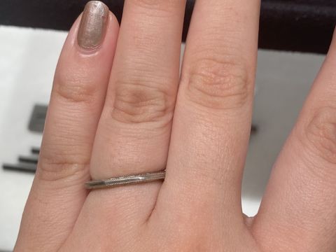 【hum(ハム)の口コミ】 あまり見かけないような八角形のデザインをインスタグラムで見かけて実物…