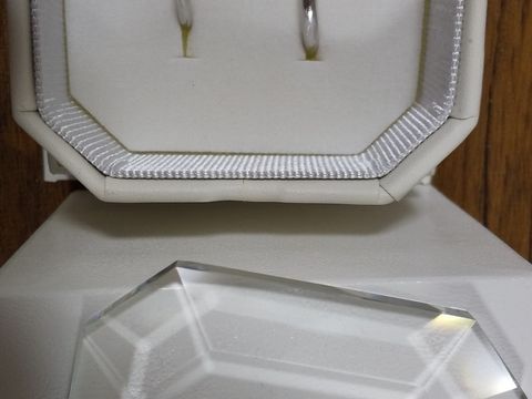 【4℃ BRIDAL(ヨンドシーブライダル)の口コミ】 専門店を３店舗回り、いまいちしっくりくるものがなくどうしようか？と疲…