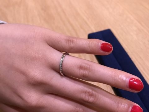 【BIJOUPIKO(ビジュピコ)の口コミ】 華奢で繊細なデザインが気に入り、1軒目でしたが購入しようかと思ったほど…