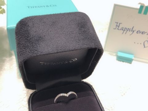 【ティファニー(Tiffany & Co.)の口コミ】 婚約指輪ほどデザインへのこだわりはありませんでしたが、ハーフエタニテ…
