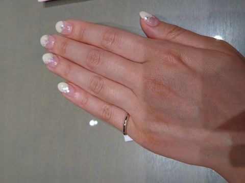 【アイプリモ(I-PRIMO)の口コミ】 ダイヤモンドがキラキラ輝いていました。どちらかというと可愛らしい感じ…