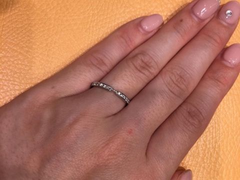 【oriental diamond(オリエンタルダイヤモンド)の口コミ】 ダイヤモンドの卸の会社をグループ企業に持っていることもあり、ダイヤの…