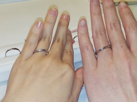 【JKPLANET(JKプラネット)の口コミ】 ウェーブタイプの指輪です。指が長くきれいに見えるのでとても良いと思い…