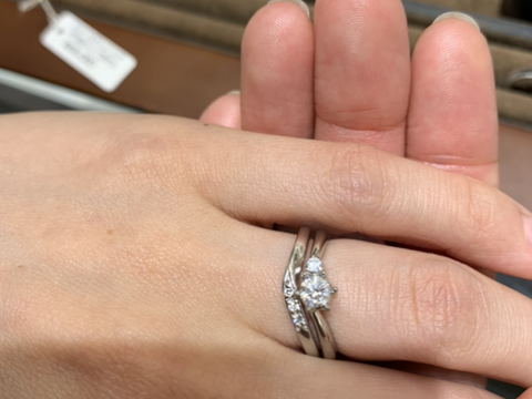 【アンジェリックフォセッテ(Angelique Fossette)の口コミ】 全てセミオーダーでの注文になるので細かいデザインなど変えることができ…