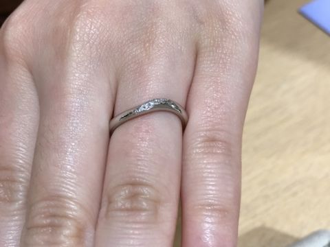 【TRECENTI(トレセンテ)の口コミ】 ダイヤを固定する爪にこだわった商品で、ダイヤが外れる心配が少なく、触…