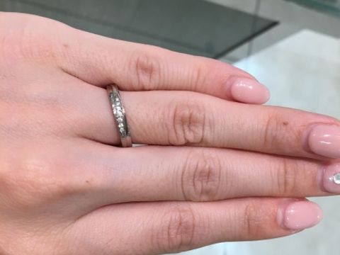 【CHARMY(チャーミー)の口コミ】 MEISTERというスイスのブランドになります。日本で唯一MEISTERを取り扱っ…