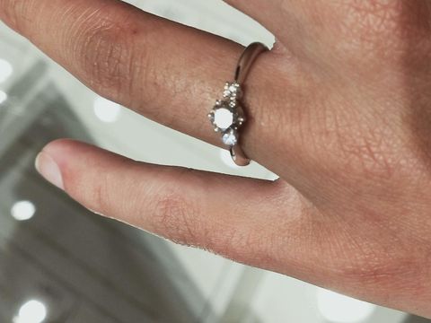 【MIKIMOTO(ミキモト)の口コミ】 MIKIMOTOといえば真珠というイメージですが、ダイヤモンドの質にはこだわ…