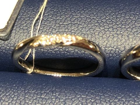 【銀座ダイヤモンドシライシの口コミ】 元々ネットで調べて気になっていたデザインでしたが、つけ心地も良くデザ…