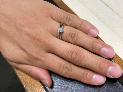 【TRECENTI(トレセンテ)の口コミ】 素材はプラチナで、ダイヤモンドにもこだわりがあるようで、美しいデザイ…