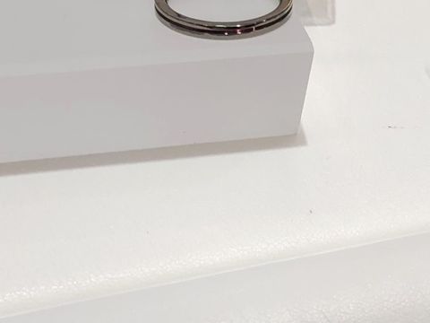 【TITANIO(ティタニオ)の口コミ】 チタンでできているためアレルギーの心配が少ないです。チタンなので手頃…