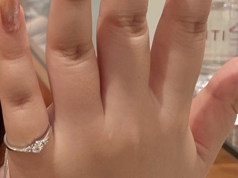 【TRECENTI(トレセンテ)の口コミ】 一番の決め手は彼と意見が一致したことです。
あと試着した時に指が綺麗に…