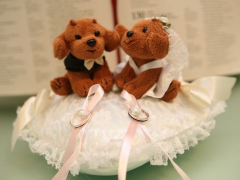 【4℃ BRIDAL(ヨンドシーブライダル)の口コミ】 婚約指輪で結構頑張ったみたいなのと、常に装飾しない為、高価なものでな…