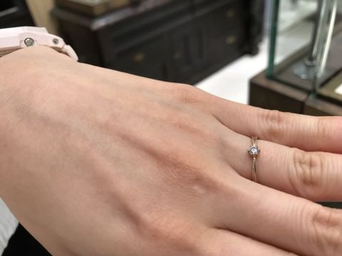 【SIENAROSE(シエナロゼ)の口コミ】 普段から柔らかめの色合いやピンクが好きだったので、ロゼチナが目にとま…