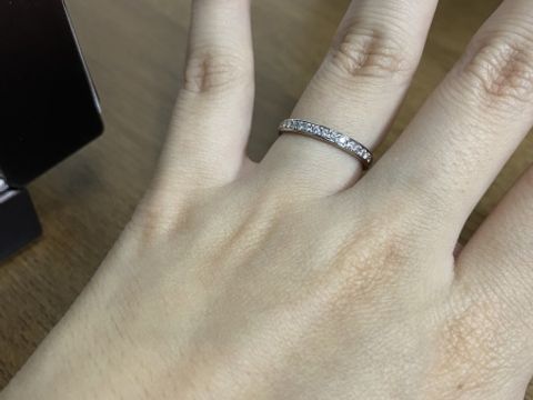 【アイプリモ(I-PRIMO)の口コミ】 ハーフエタニティの指輪がよくて、何件かお店をまわりました。アイプリモ…