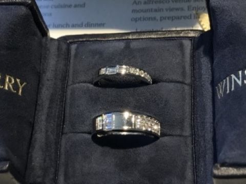 【ハリー・ウィンストン(Harry Winston)の口コミ】 ハリーウィンストンのゴージャスさがみてとれる、素敵なデザインの指輪で…