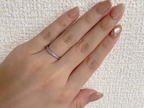 【TASAKI(タサキ)の口コミ】 太すぎず細すぎないデザインのものを探していておすすめされたものでした…