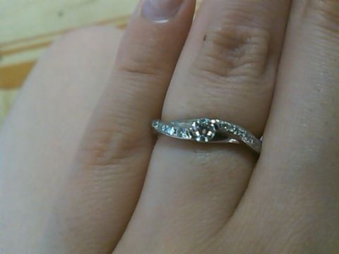 【STAR JEWELRY(スタージュエリー)の口コミ】 お付き合いしてる時に彼から最初にもらった指輪がスタージュエリーでした…