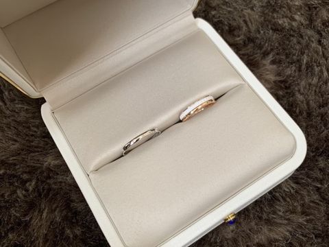 【ブシュロン(BOUCHERON)の口コミ】 キャトルのデザインが素敵で、試着時に彼女がトキメいていた為です。男性…