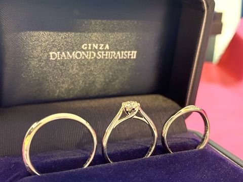 【銀座ダイヤモンドシライシの口コミ】 プロポーズリングでダイヤをサプライズで贈ってもらい、後日一緒に店舗に…