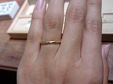 【ith(イズ)の口コミ】 自分が結婚指輪をつけているイメージがどうしても沸かず、ナチュラルにつ…