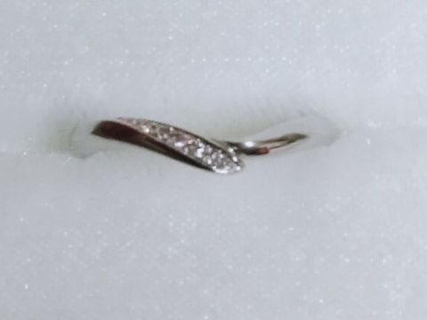 【俄(にわか)の口コミ】 結婚指輪を買うことが決まったときに、インターネットで調べて一目惚れし…