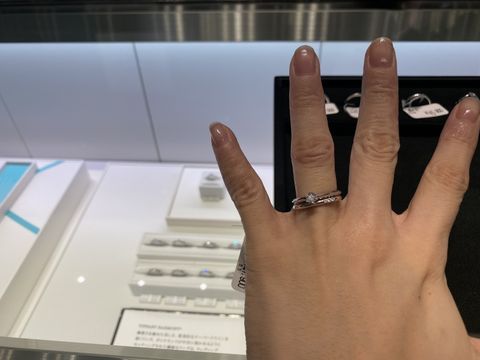 【ティファニー(Tiffany & Co.)の口コミ】 結婚指輪は、ダイヤモンドが入っている、シンプルなものをイメージして探…
