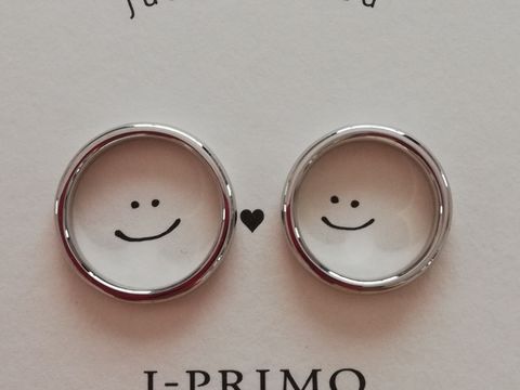 【アイプリモ(I-PRIMO)の口コミ】 太めのデザインがよかったです。また、ダイヤモンドも5つ並べられており、…