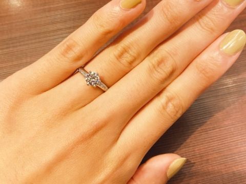 【宝寿堂(ほうじゅどう)の口コミ】 メレダイヤが複数あるデザインのものを探していて、さらにダイヤも予算内…