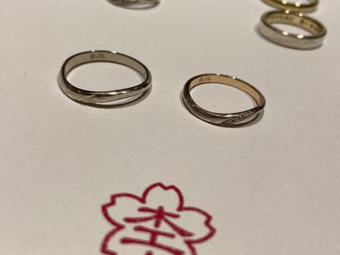 【杢目金屋(もくめがねや)の口コミ】 指輪に出ている模様が自分の気に入った金属を組み合わせて出すものなので…
