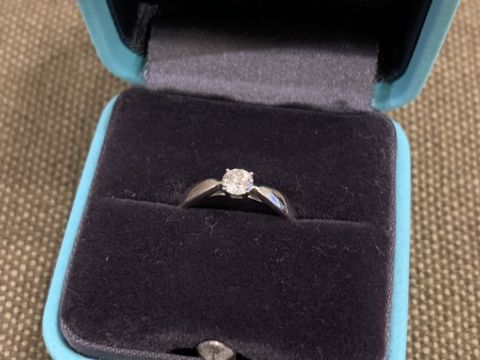 【ティファニー(Tiffany & Co.)の口コミ】 婚約指輪はティファニーハーモニーという指輪にしました。人気のティファ…