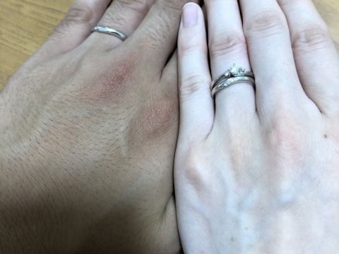 【アイプリモ(I-PRIMO)の口コミ】 ウェーブデザインを指にはめた時、とてもフィットして違和感なく着用でき…