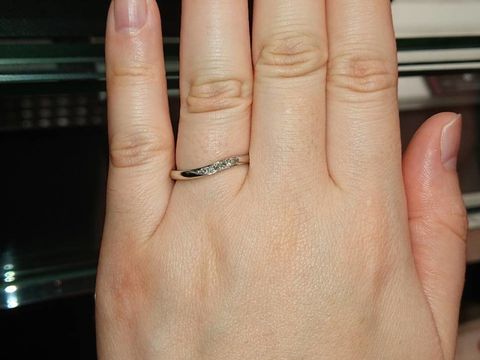 【ラザール ダイヤモンド(LAZARE DIAMOND)の口コミ】 ダイヤモンドの輝きがまばゆいくらいステキでした！！
指輪の台座も種類が…