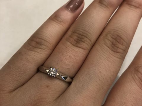 【ブシュロン(BOUCHERON)の口コミ】 ファセットというダイヤモンドのカットのようなデザインのデザインライン…