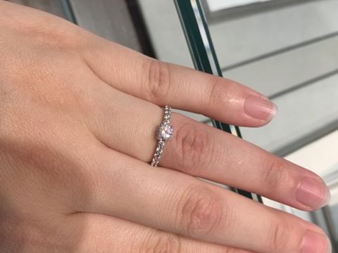 【アイプリモ(I-PRIMO)の口コミ】 pt950でデザインはリングにもダイヤモンドが付いてるタイプを試着しました…