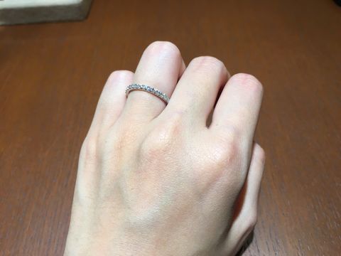 【TRECENTI(トレセンテ)の口コミ】 結婚指輪といえば、王道のデザインがいいなと思っており、とてもキラキラ…