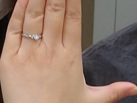 【アイプリモ(I-PRIMO)の口コミ】 デザインとしては、シンプル過ぎると安っぽくみえ、逆にいろいろ装飾が多…