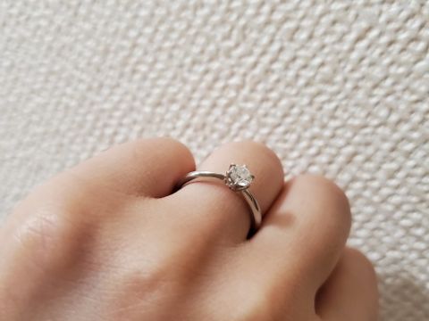 【銀座ダイヤモンドシライシの口コミ】 つけ心地かよく、ここにする！と決まりました。ずっとつけるためのもので…