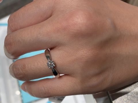 【ティファニー(Tiffany & Co.)の口コミ】 アイコニックなデザインと、コロンとしたフォルムが可憐でかわいい憧れの…