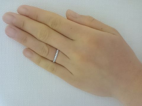 【ティファニー(Tiffany & Co.)の口コミ】 普段私は全くアクセサリーを着けないので、一つでも輝いている物を身につ…