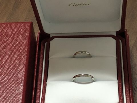 【カルティエ(Cartier)の口コミ】 婚約指輪をカルティエで購入したので、同じブランドが良いと相談していま…