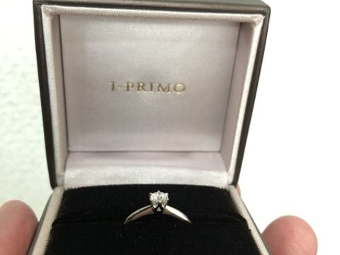 【アイプリモ(I-PRIMO)の口コミ】 デザインが素晴らしく可愛いととても感じました、石のサイズなどは担当し…