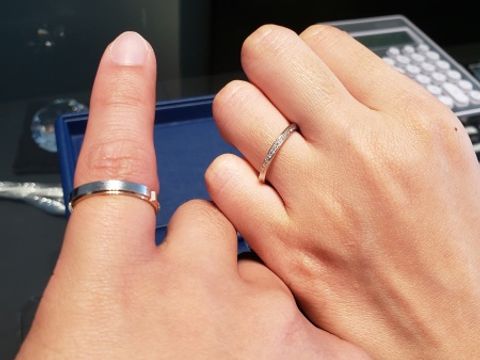 【銀座ダイヤモンドシライシの口コミ】 妻の指輪に関しましては、ダイヤモンドが散りばめられたデザインを希望し…