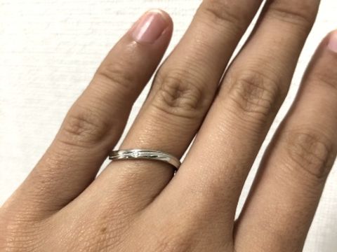 【アイプリモ(I-PRIMO)の口コミ】 仕事で重いものを持ったりする機会が多いので
炭鉱製法の指輪にしたのと、…