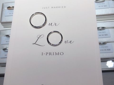 【アイプリモ(I-PRIMO)の口コミ】 イヤーモデルがストレートタイプでウェーブ状にダイヤモンドが敷き詰めら…