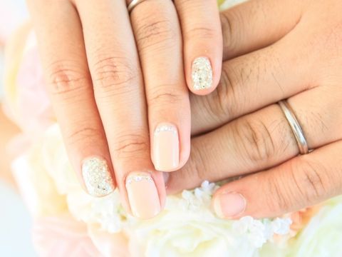 【ジュエリーツツミ(JEWELRY TSUTSUMI)の口コミ】 私は指輪の側面にダイヤモンドが入っている指輪を探していました。あと素…