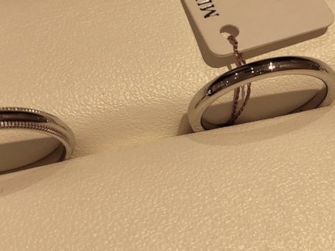 【MIKIMOTO(ミキモト)の口コミ】 有名なジュエリーブランドとして知られていますが、
結婚指輪・婚約指輪と…