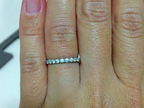 【ジュエリーツツミ(JEWELRY TSUTSUMI)の口コミ】 婚約指輪を買ってもらうにあたってまず普段つけられるのがいいなと思って…