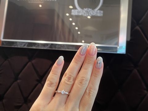 【ラザール ダイヤモンド(LAZARE DIAMOND)の口コミ】 ドリルトンという婚約指輪で画像で見たときから良いと思っていました。実…