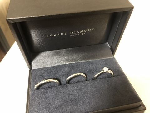 【ラザール ダイヤモンド(LAZARE DIAMOND)の口コミ】 他のお店も2軒回りましたが、あまりパッとせず。3軒目でこの指輪に一目惚…
